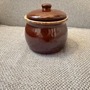 Hull Pottery Brown Drip Glaze Bean Pot with a lid made in USA oven proof